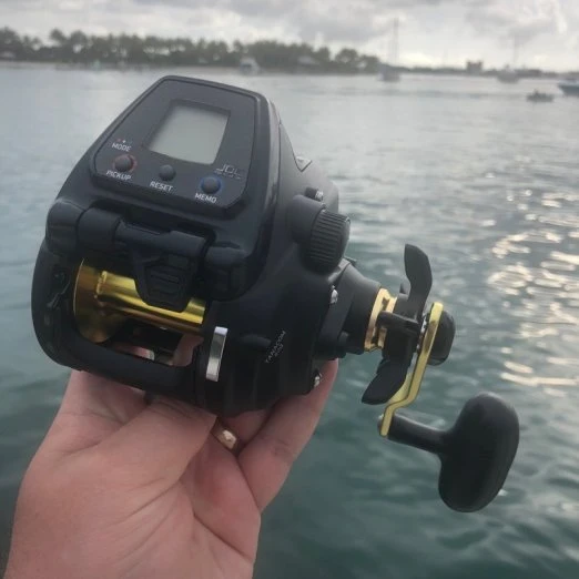 Electric Reels Daiwa Tanacom 500 Power Assist Electric Reel 4 Electric Reels Daiwa Tanacom 500 Power Assist Electric Reel - Image 2
