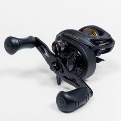 Alternative view of Conventional Reels Penn Squall Low Profile Reels