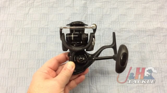 Daiwa Saltist Back Bay LT 3000MD Spinning Reels 4 Daiwa Saltist Back Bay LT 3000MD Spinning Reels - Image 2