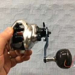 Shimano Tranx 300 And 400 Low Profile Baitcasting Reels 12 Shimano Tranx 300 And 400 Low Profile Baitcasting Reels -J&H Shop image 995
