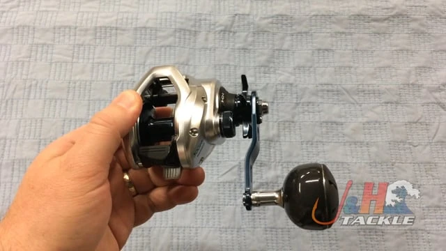 Shimano Tranx 300 And 400 Low Profile Baitcasting Reels 7 Shimano Tranx 300 And 400 Low Profile Baitcasting Reels - Image 5
